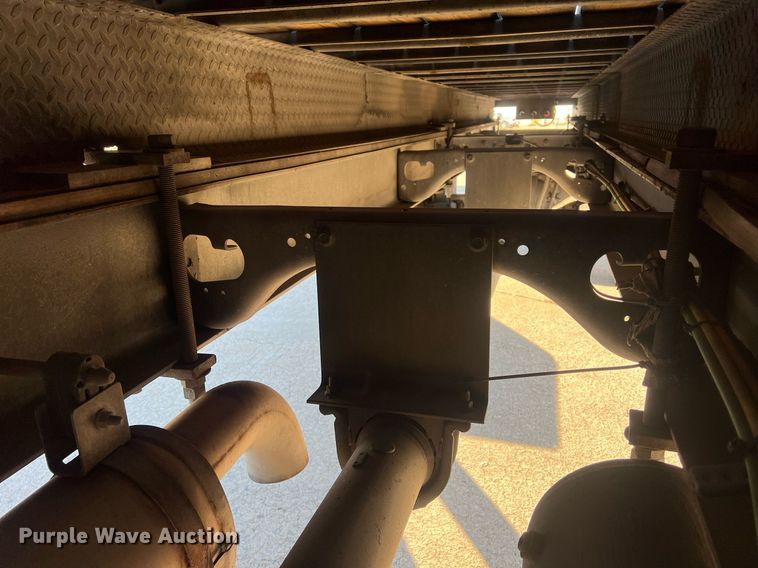 image for item DW2836 2007 Ford F750 XLT Super Duty  flatbed truck