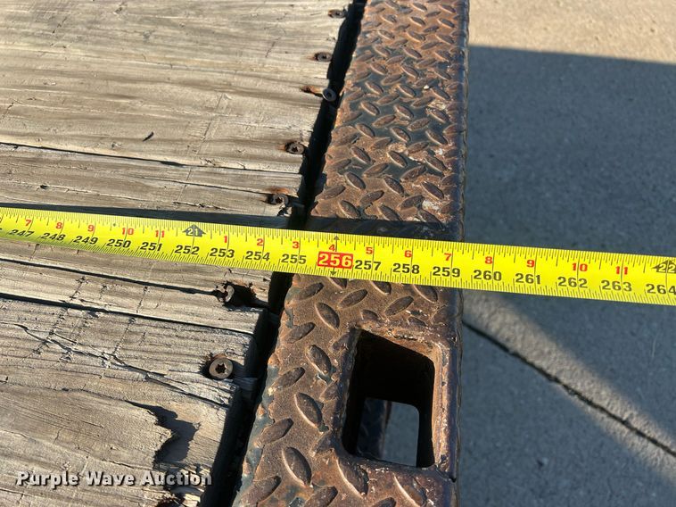 image for item DW2836 2007 Ford F750 XLT Super Duty  flatbed truck