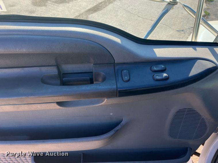 image for item DW2836 2007 Ford F750 XLT Super Duty  flatbed truck