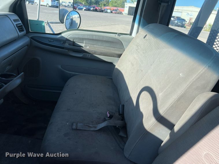 image for item DW2836 2007 Ford F750 XLT Super Duty  flatbed truck