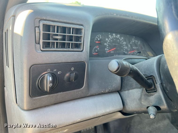 image for item DW2836 2007 Ford F750 XLT Super Duty  flatbed truck