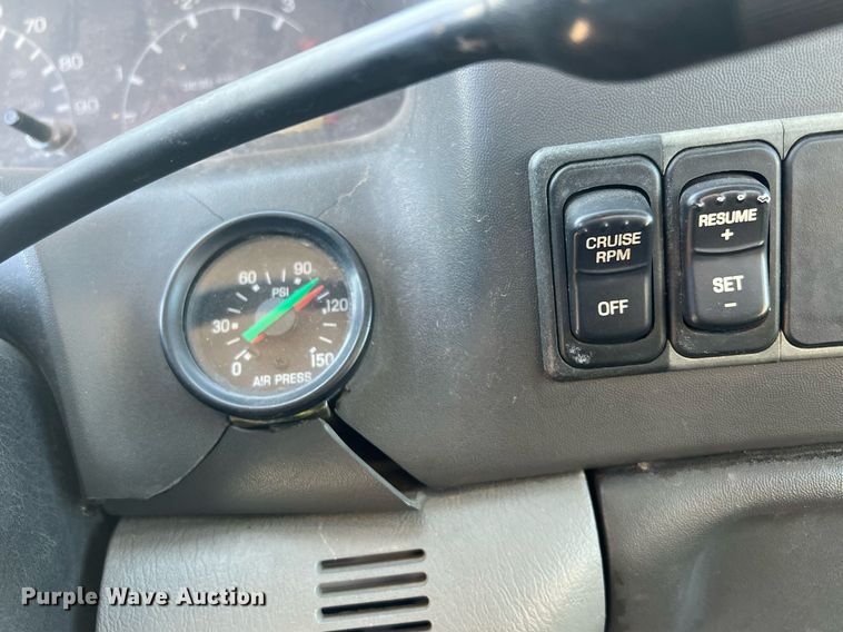 image for item DW2836 2007 Ford F750 XLT Super Duty  flatbed truck