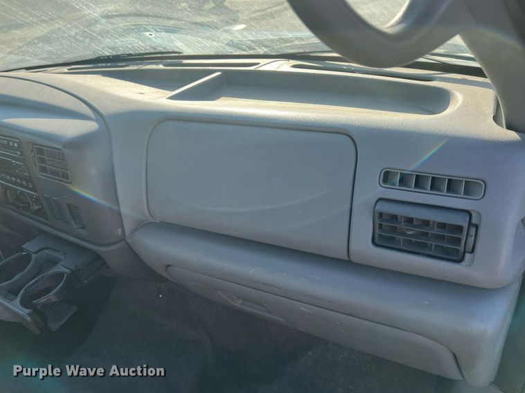 image for item DW2836 2007 Ford F750 XLT Super Duty  flatbed truck