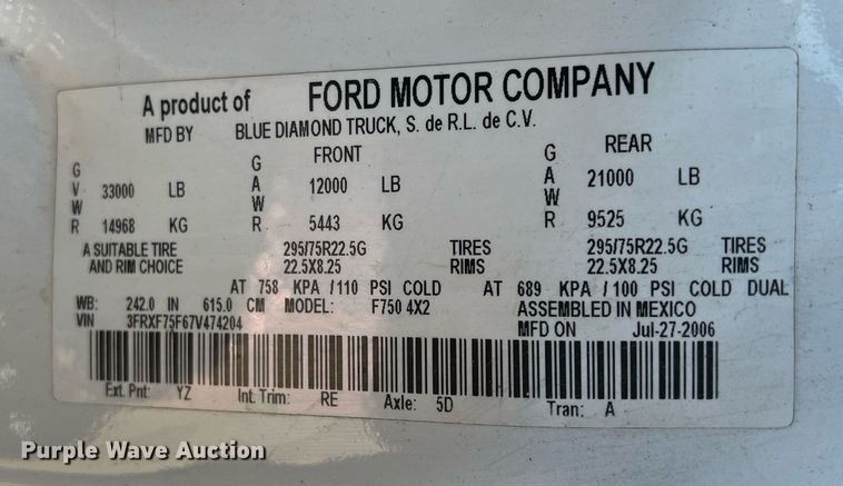 image for item DW2836 2007 Ford F750 XLT Super Duty  flatbed truck