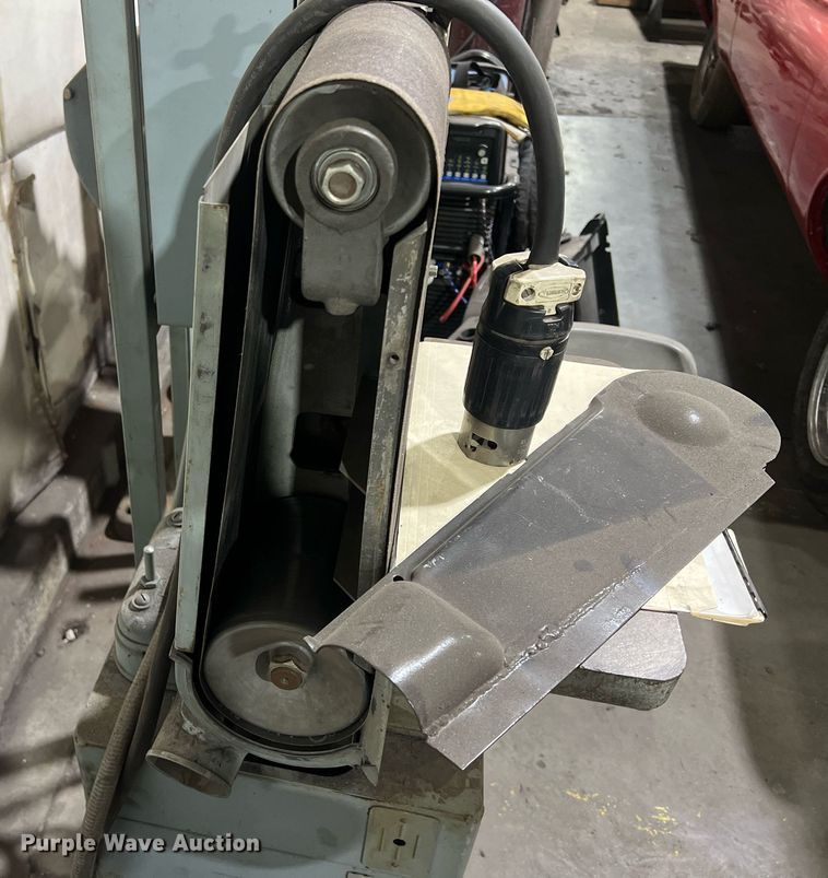 image for item DW2837 Browning sharpe  belt sander