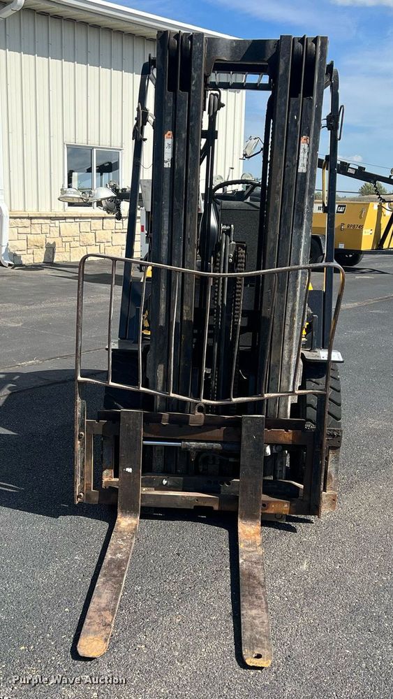 image for item DW2842 Daewoo G25E-3  forklift