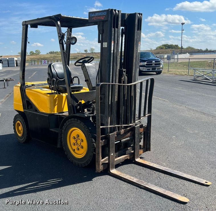 image for item DW2842 Daewoo G25E-3  forklift
