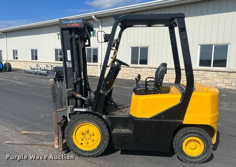 image for item DW2842 Daewoo G25E-3  forklift