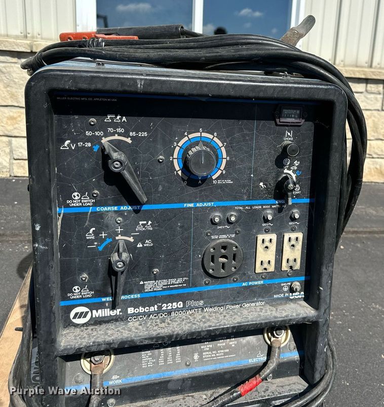 image for item DW2843 Miller Bobcat 225G  welder/generator