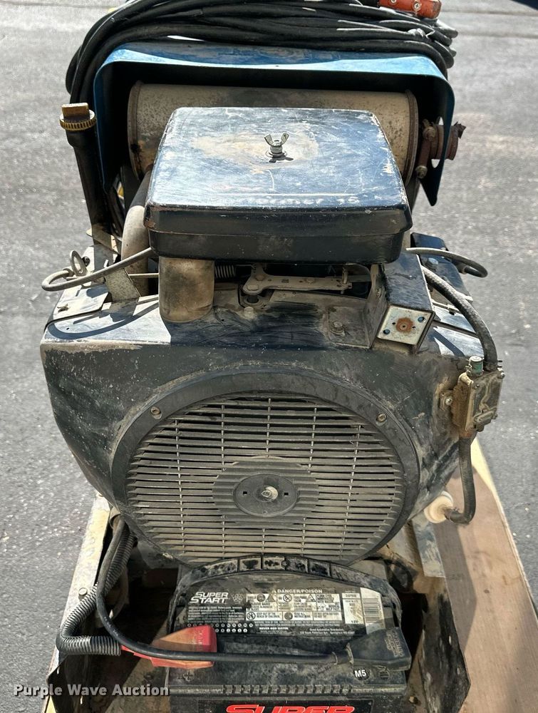 image for item DW2843 Miller Bobcat 225G  welder/generator