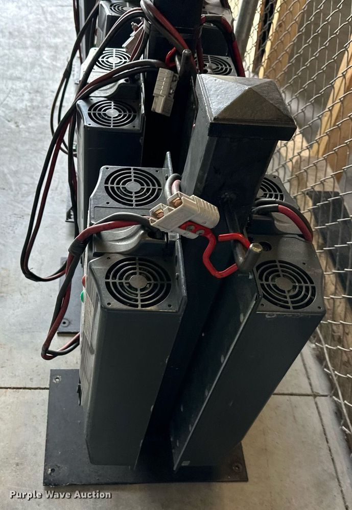 image for item DW2849 (10) Zivan chargers