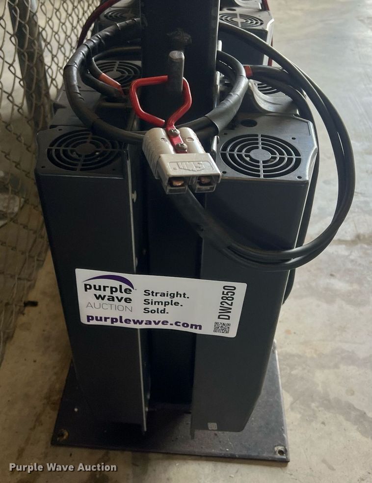 image for item DW2850 (10) Zivan chargers