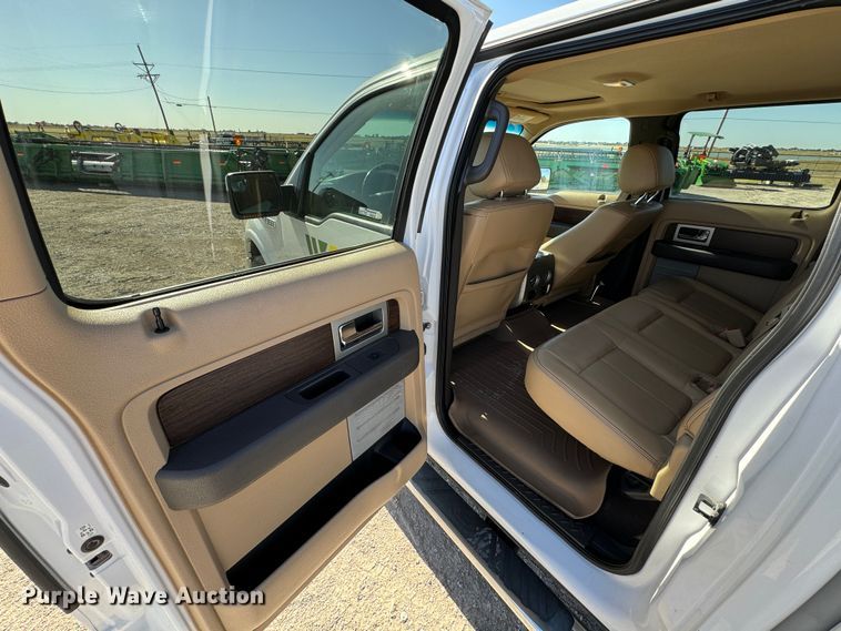 image for item GQ9216 2014 Ford F150  SuperCrew pickup truck