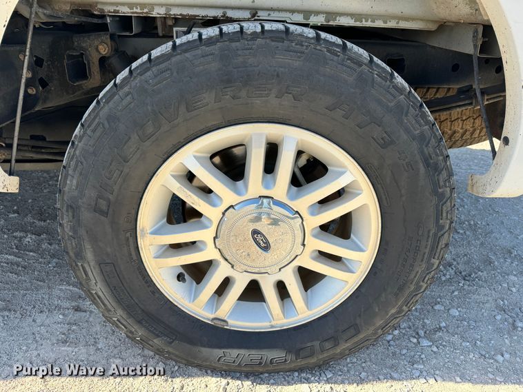 image for item GQ9216 2014 Ford F150  SuperCrew pickup truck