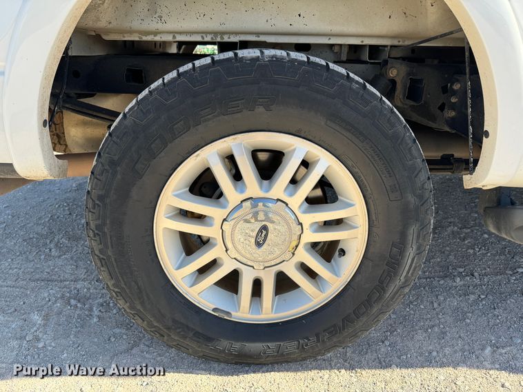 image for item GQ9216 2014 Ford F150  SuperCrew pickup truck