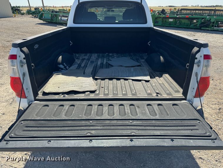 image for item GQ9217 2006 Toyota Tundra  Double Cab pickup truck