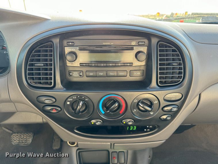 image for item GQ9217 2006 Toyota Tundra  Double Cab pickup truck