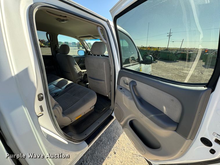 image for item GQ9217 2006 Toyota Tundra  Double Cab pickup truck