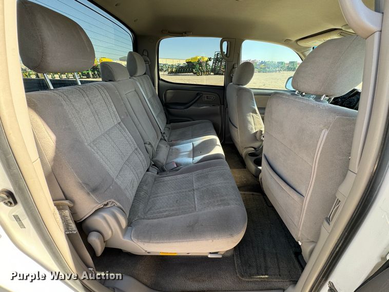 image for item GQ9217 2006 Toyota Tundra  Double Cab pickup truck