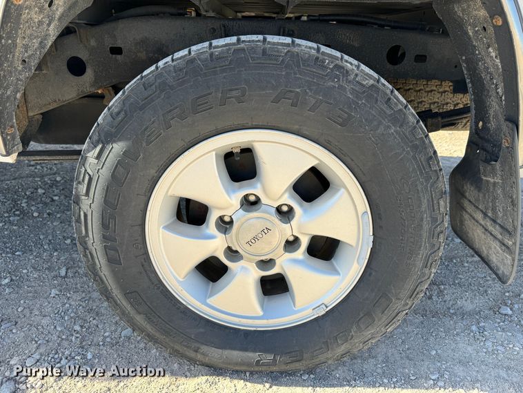 image for item GQ9217 2006 Toyota Tundra  Double Cab pickup truck