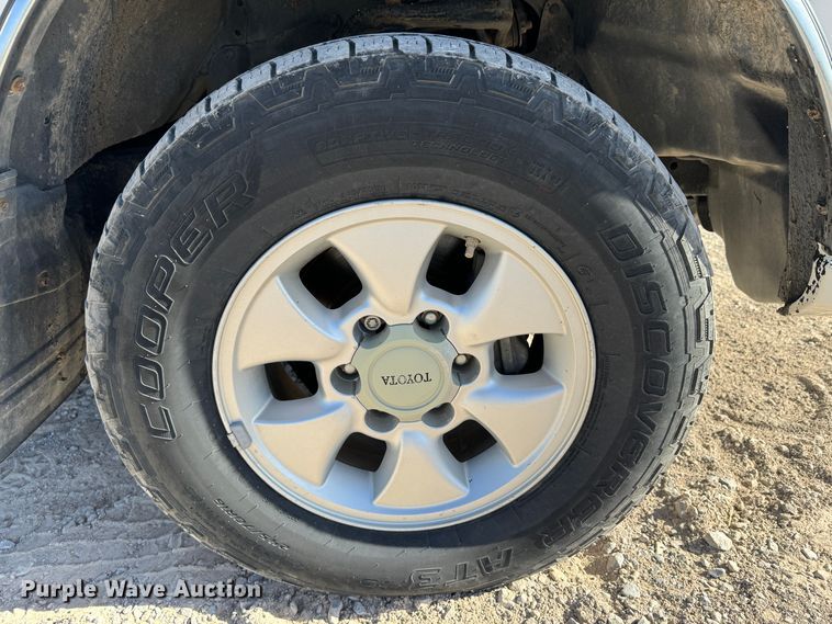 image for item GQ9217 2006 Toyota Tundra  Double Cab pickup truck