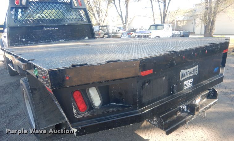 image for item HU9471 2017 Ford F450  flatbed pickup truck