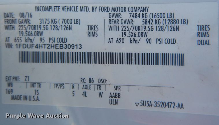 image for item HU9471 2017 Ford F450  flatbed pickup truck