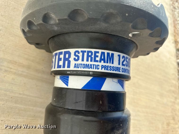 image for item IU9026 (4) Master Stream 1250 deck monitors