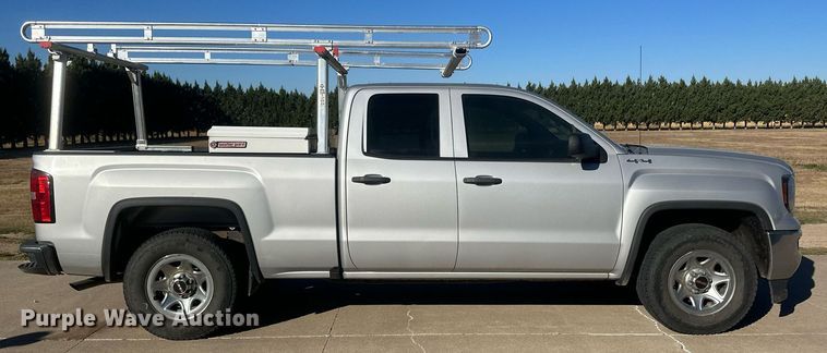 image for item IU9029 2016 GMC Sierra 1500  Double Cab pickup truck