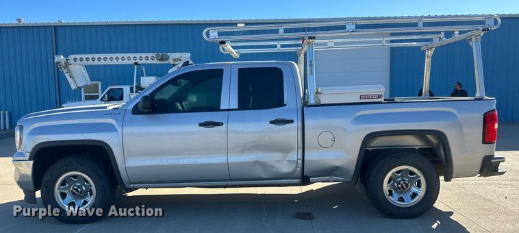 image for item IU9029 2016 GMC Sierra 1500  Double Cab pickup truck