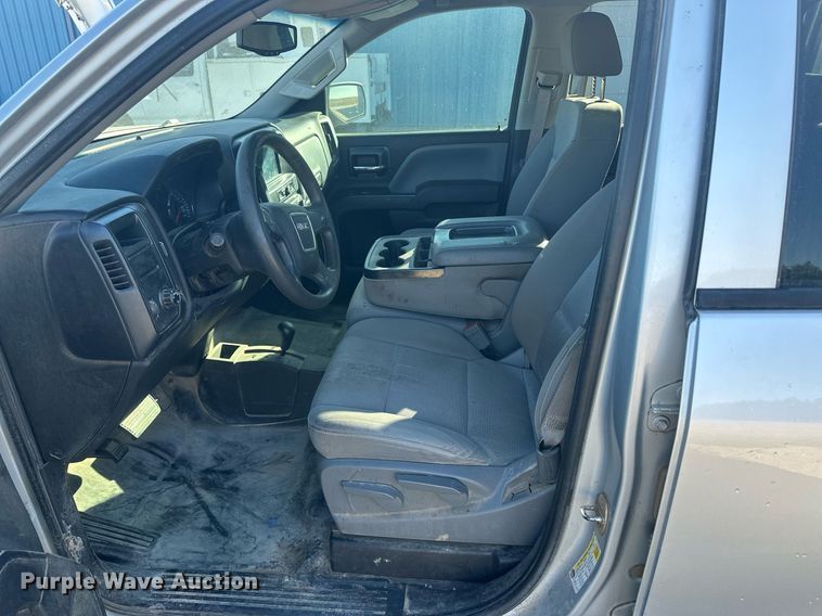 image for item IU9029 2016 GMC Sierra 1500  Double Cab pickup truck