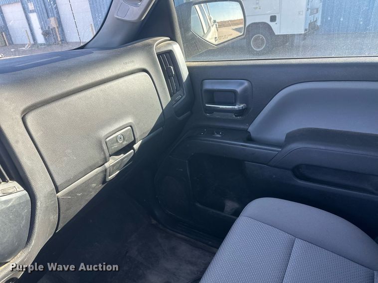 image for item IU9029 2016 GMC Sierra 1500  Double Cab pickup truck