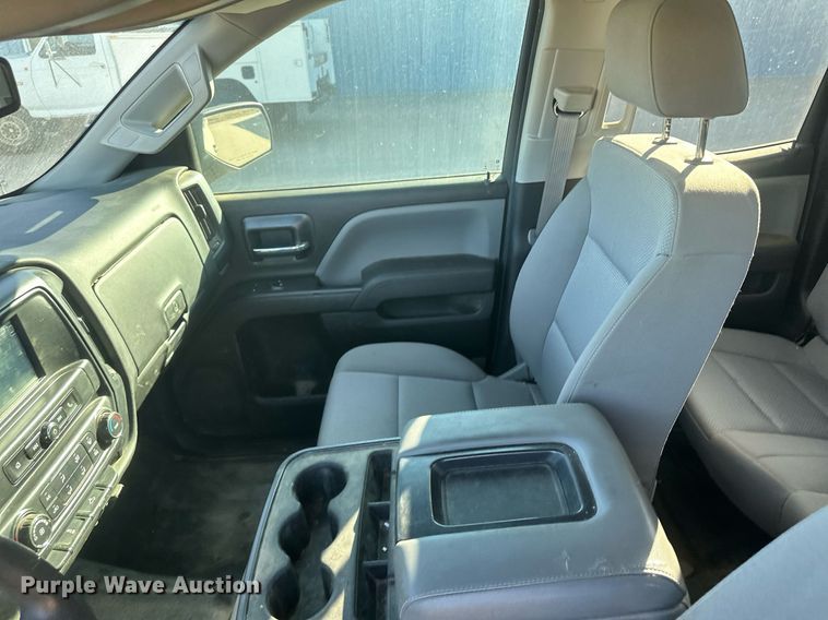 image for item IU9029 2016 GMC Sierra 1500  Double Cab pickup truck