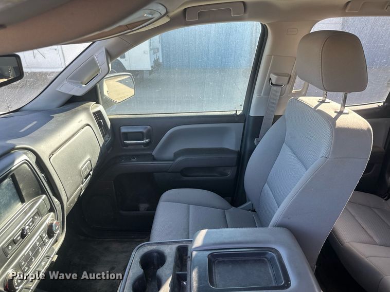 image for item IU9029 2016 GMC Sierra 1500  Double Cab pickup truck