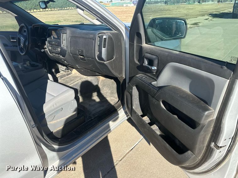 image for item IU9029 2016 GMC Sierra 1500  Double Cab pickup truck