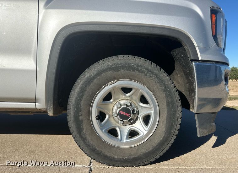 image for item IU9029 2016 GMC Sierra 1500  Double Cab pickup truck