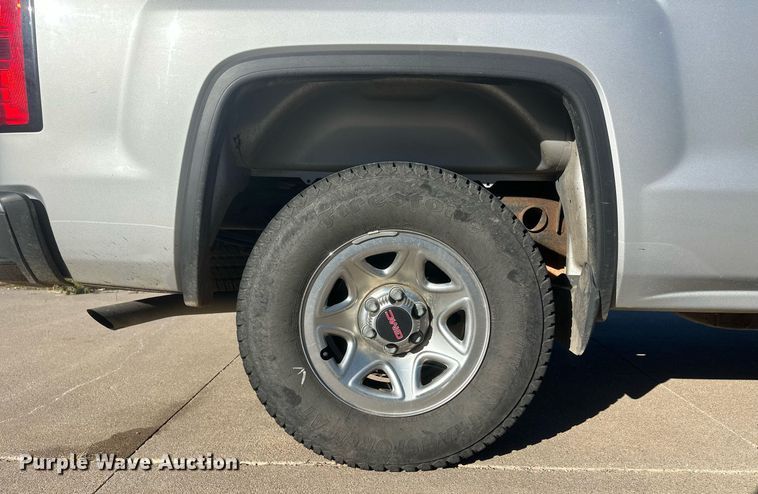 image for item IU9029 2016 GMC Sierra 1500  Double Cab pickup truck