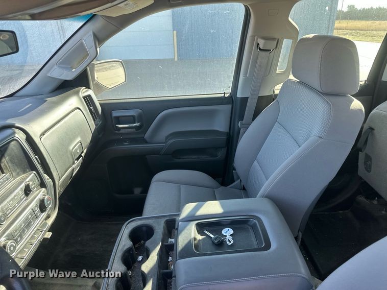 image for item IU9030 2014 GMC Sierra 1500  Double Cab pickup truck