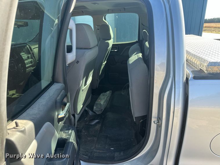 image for item IU9030 2014 GMC Sierra 1500  Double Cab pickup truck