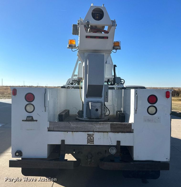 image for item IU9031 1994 Ford F450 Super Duty  bucket truck