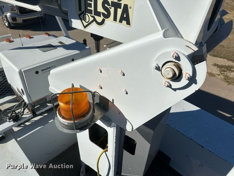 image for item IU9031 1994 Ford F450 Super Duty  bucket truck