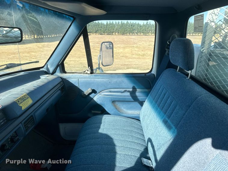 image for item IU9031 1994 Ford F450 Super Duty  bucket truck