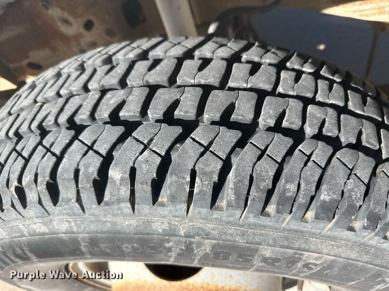 image for item IU9031 1994 Ford F450 Super Duty  bucket truck