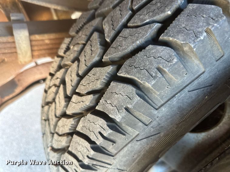 image for item IU9031 1994 Ford F450 Super Duty  bucket truck