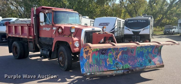 image for item JG9763 1985  Ford 8000  dump truck