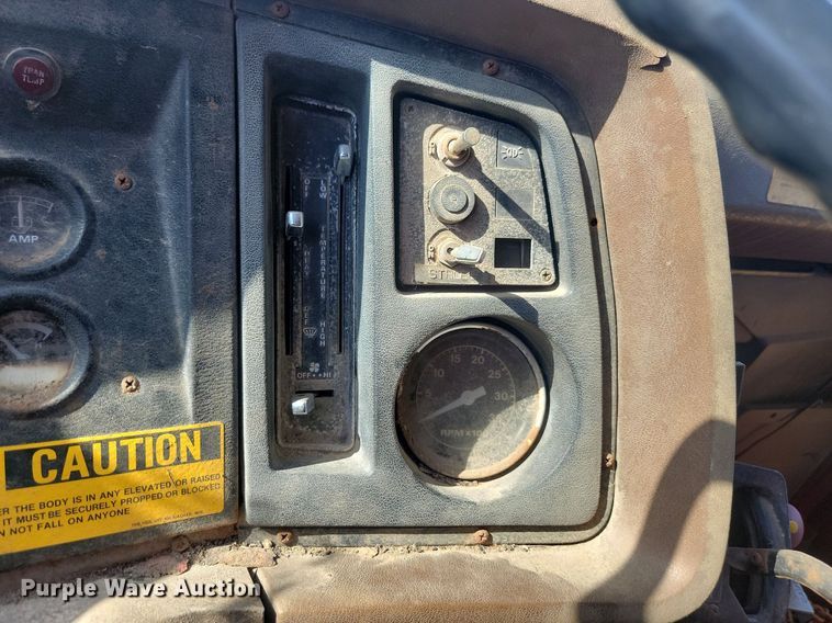 image for item JG9763 1985  Ford 8000  dump truck