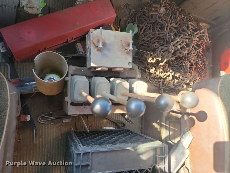 image for item JG9763 1985  Ford 8000  dump truck