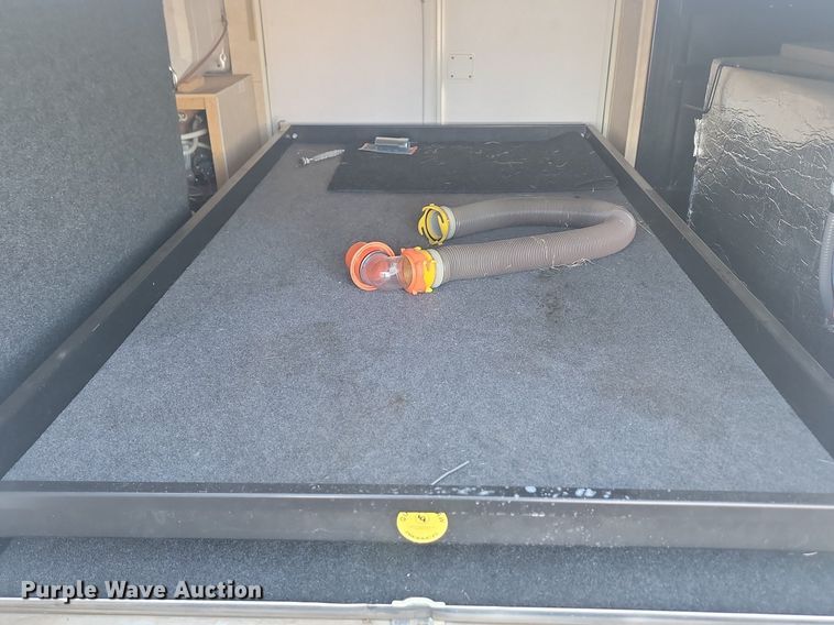 image for item JG9765 2006 Escalade 37K  camper