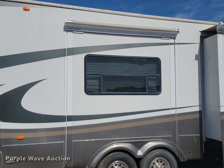 image for item JG9765 2006 Escalade 37K  camper