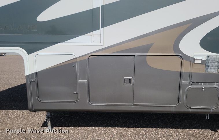 image for item JG9765 2006 Escalade 37K  camper